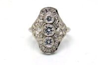 18ct White Gold and Diamond Art Deco Diamond Engagement Ring