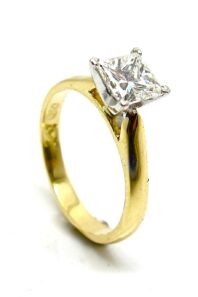 18ct Yellow Gold and Princess Cut Diamond Engagement Ring